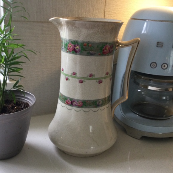 Beautiful large ANTIQUE HAND PAINTED PORCELAIN PITCHER  GOLD TRIM - Picture 2 of 9